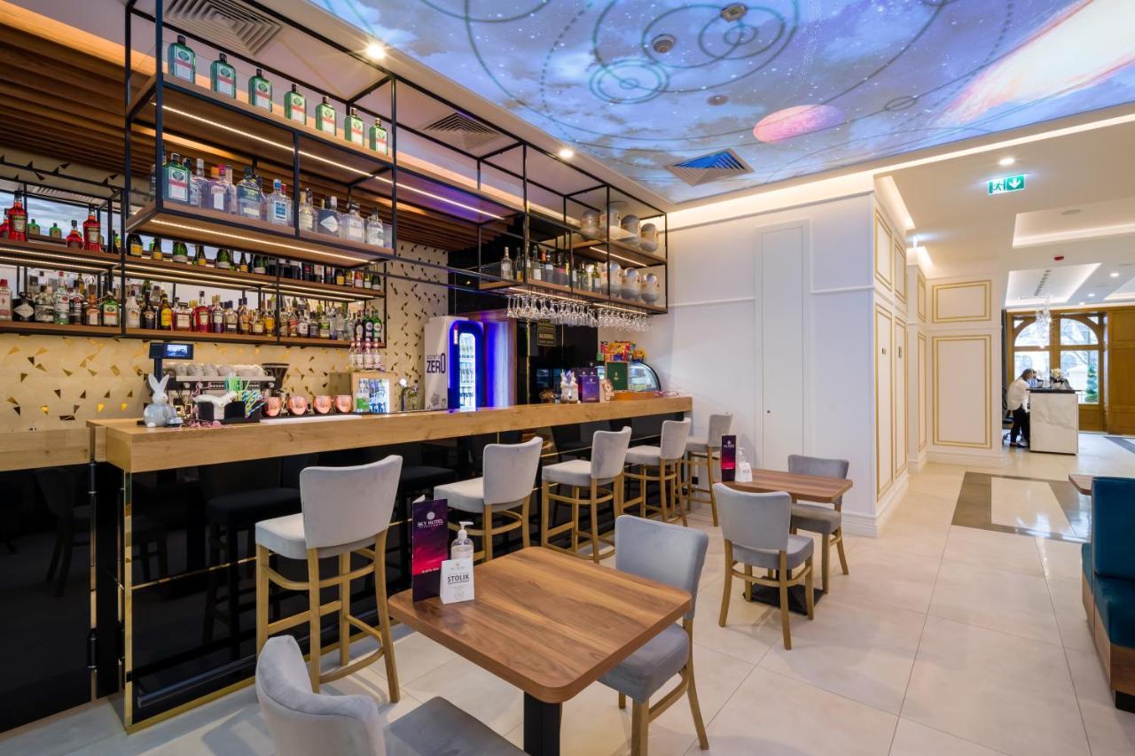 Sky Hotel Krakow Exterior photo