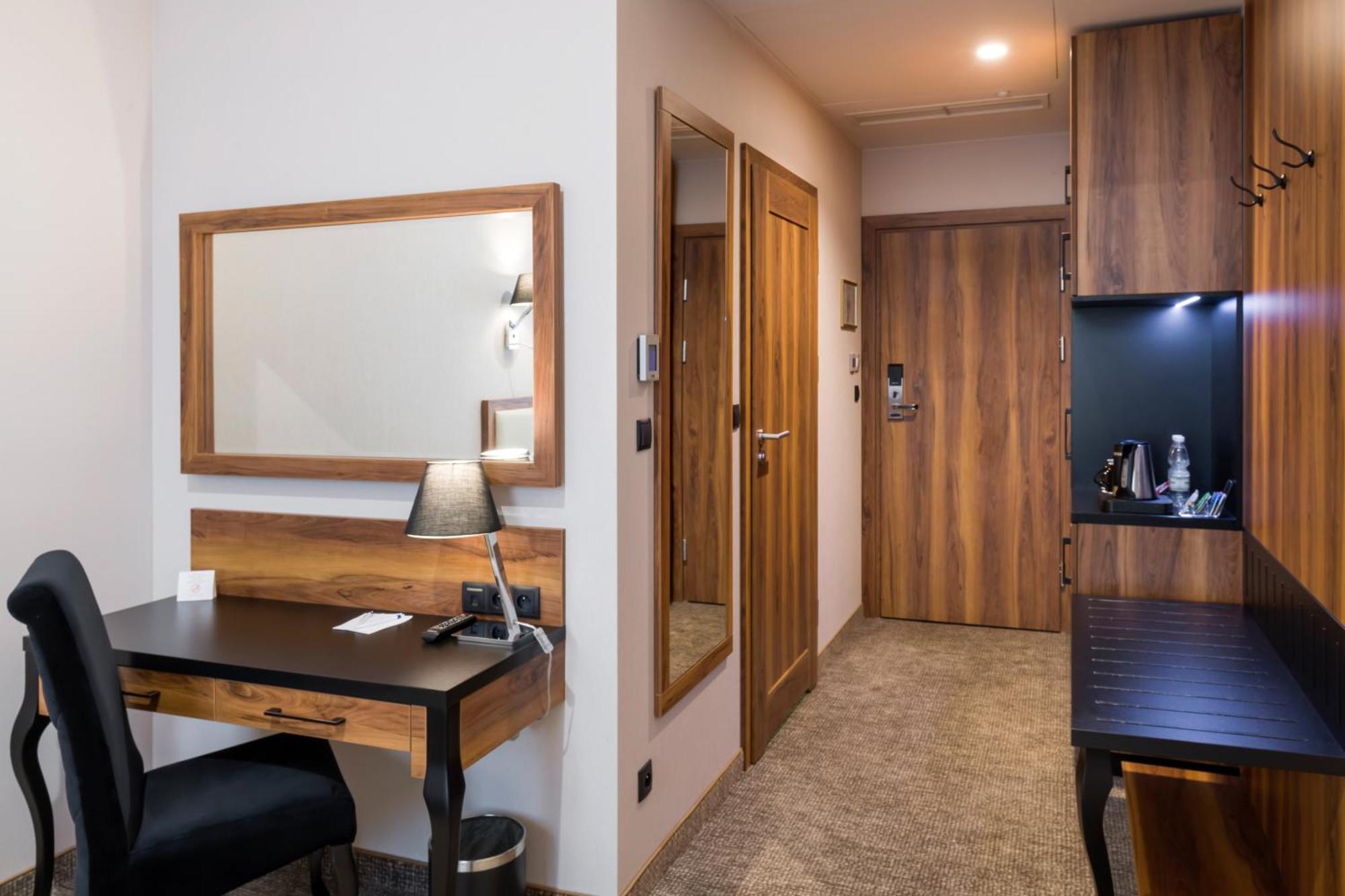 Sky Hotel Krakow Room photo